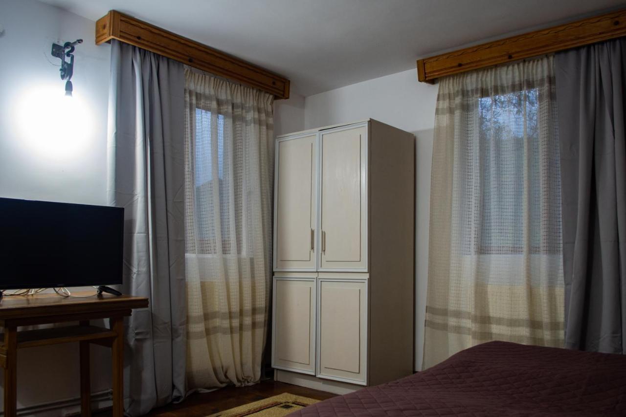 Apartament Surasul Muntelui Dragoslavele Zewnętrze zdjęcie